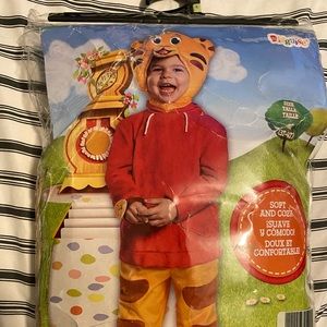 Daniel Tiger deluxe costume